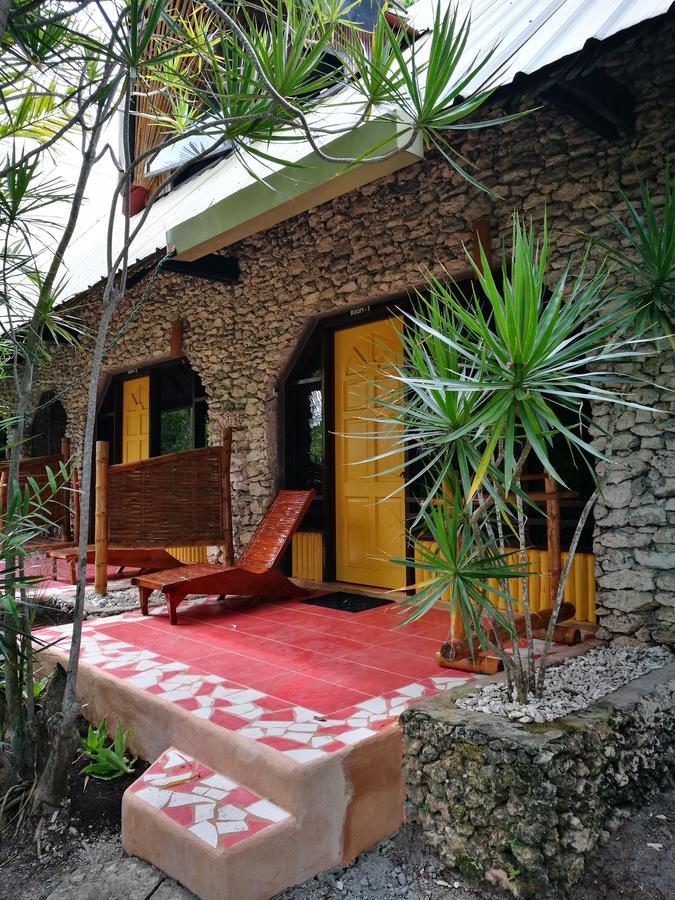 Ravenala Beach Bungalows โมอัลโบอัล ภายนอก รูปภาพ